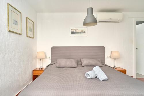 Spectacular Sea Views, 2 bed,2 bath