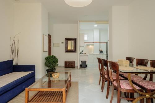 Sierpes Central Apartment