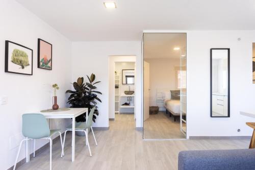 Minimalist Home La Pecera