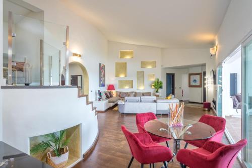 Villa Jazz close to Golden Mile