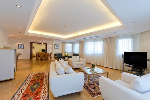 TV a/nebo společenská místnost v ubytování Xanadu Resort - High Class All Inclusive