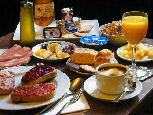 Jídlo v hotelu nebo okolí