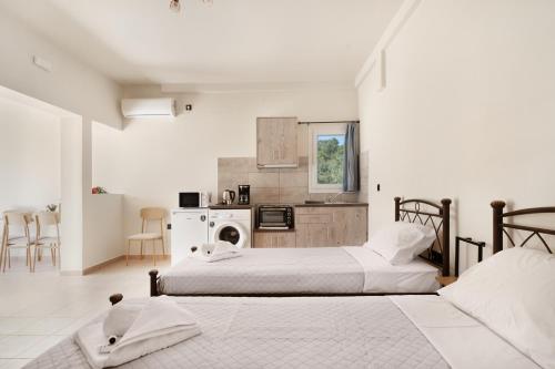 Panagis Apartments