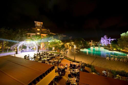 Bazén v ubytování Xanadu Resort - High Class All Inclusive nebo v jeho okolí