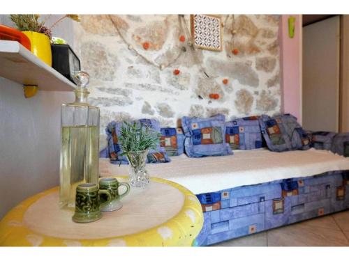 1 bedroom apartment with a sea view
