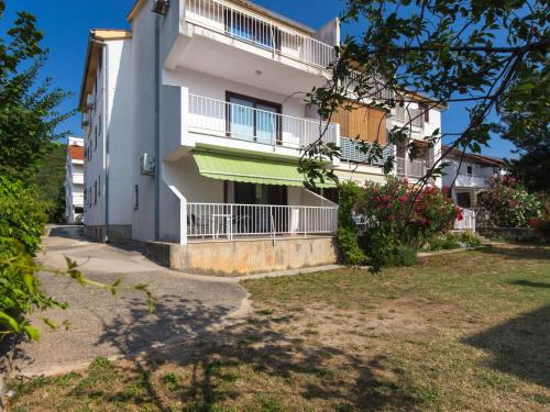 Apartment Samy by Interhome