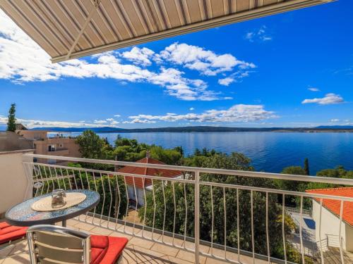 Apartment Wohnung mit Meerblick- 100m vom Strand entfernt by Interhome