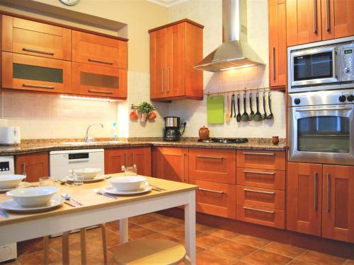 Apartment Sunny Cervantes mit privatem Balkon by Interhome