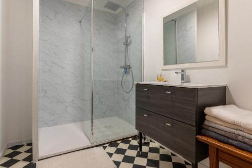 Vannas istaba naktsmītnē La villa Léa