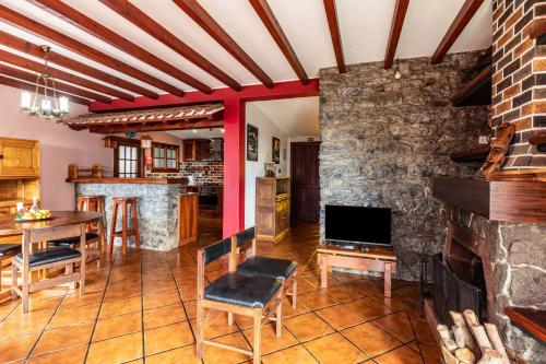 Cayenne House