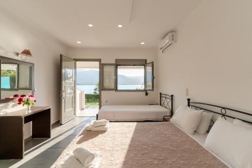 Beach House by the Sea Zakynthos