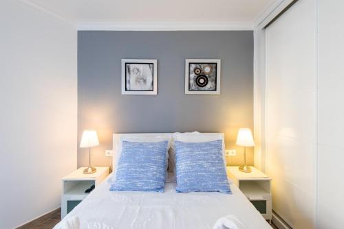 Beachfront apartment Puerto Marina