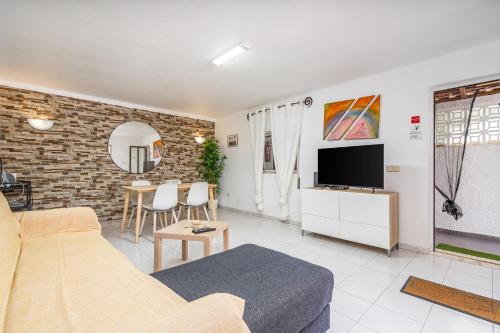 Isabel apartment