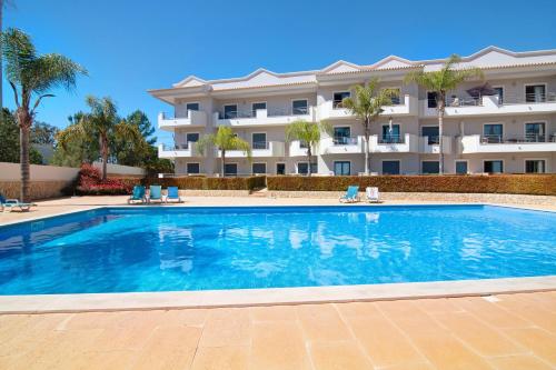 Apartamento T1 - Em zona tranquila