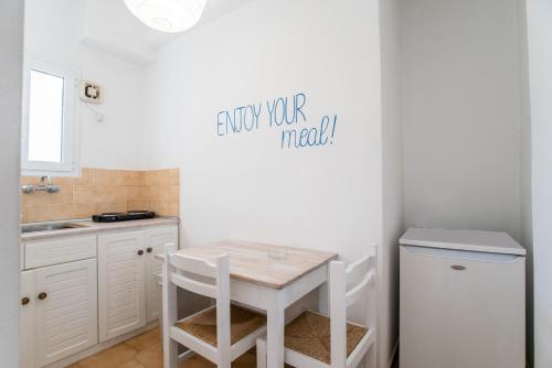 Livadia Seaside Studios 14