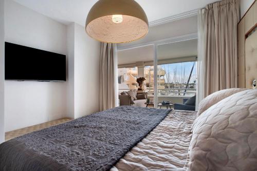 Puerto Marina exclusive apartment