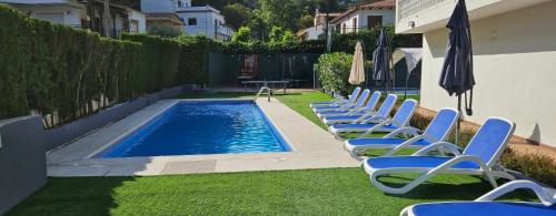 Ainara Luxury