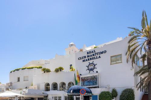 Comfortable Yacht Club Apartment photo 22