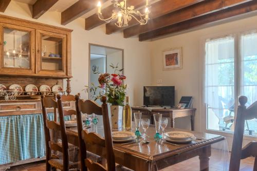 Gallery image of Gite Chai Nous in Brizambourg