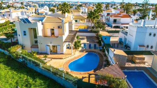 Breeze Villa - Adults Only