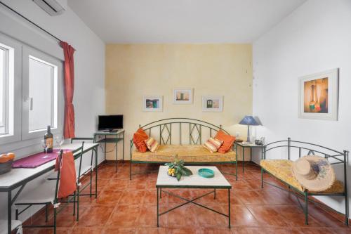 Estudio Portón 1 - Ideal Parejas