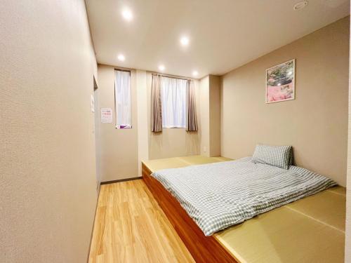 MIYAVI hotel