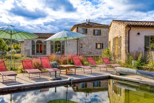 Gîte avec piscine de 25 m et spa