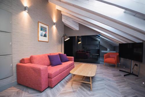Palacio Salvetti Suitesにあるテレビまたはエンターテインメントセンター