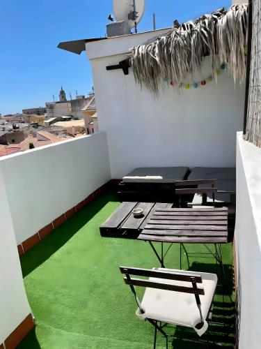 The Black Rose Rooftop Malaga City