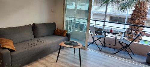 T2 hyper centre de juan les pins