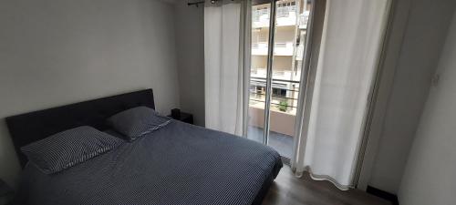 T2 hyper centre de juan les pins