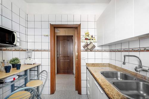 a kitchen with a sink and a counter at Casa Maruca 1 in Valverde