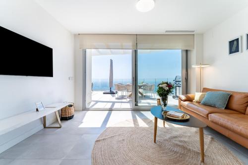 Luxury Penthouse with Rooftop