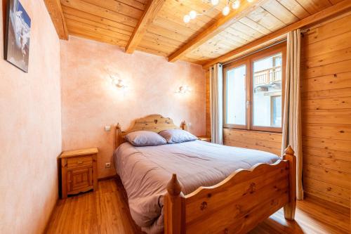 Llit o llits en una habitació de Savine