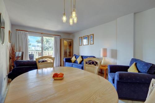 Luxury 2 Bed Apt Freeview Tv Wi