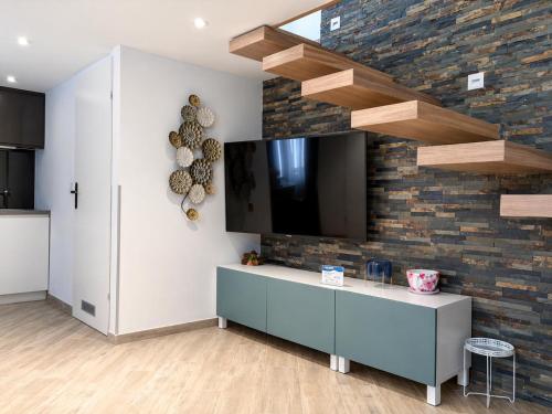 Zeus Design Loft Apartments