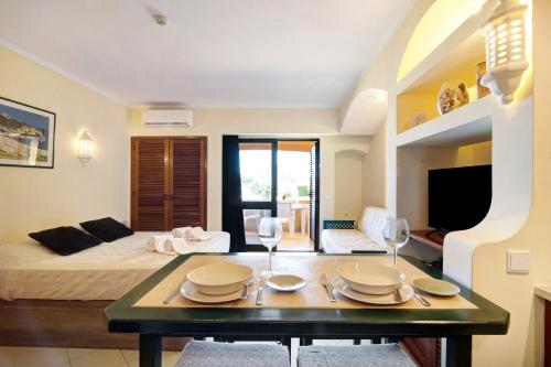 Belavista House