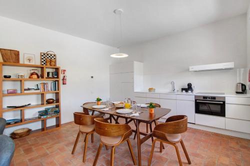 Convento Bernardas duplex Bl