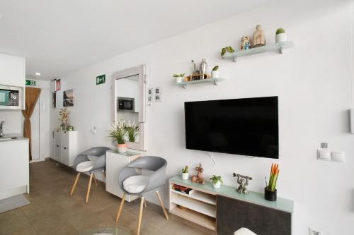 Home’s About Confortable and cozy