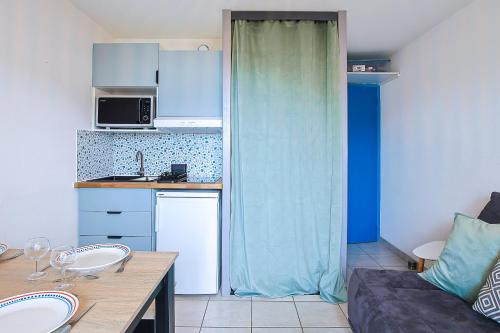 Apt vue mer - balcon - parking