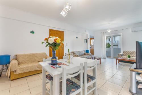 Eftichia Apartment Nea Chora