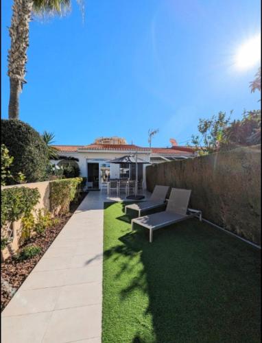 R-54 Modern Bungalow with garden