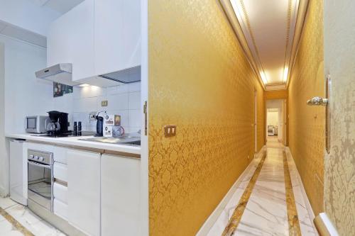 Boutique Domus Trevi
