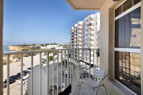 Camões 4E- Vista Mar, com piscina