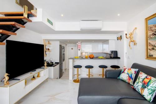 Jungle Flat with Pool T2 Montechoro