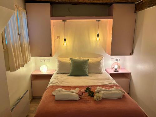 Heart of Saint-Germain Cozy 2BR for 5 Aldaro