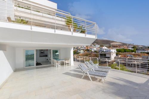 Nice apartment with a sunny terrace