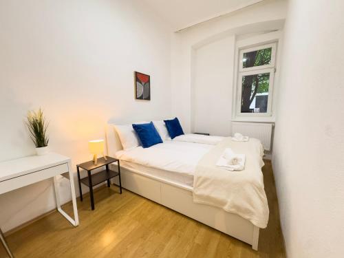2 Bedroom Apartments, 18 Min to the City Center, Smart TV