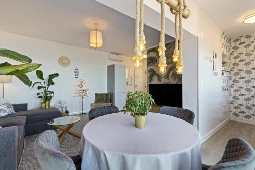 Cielo y Mar - Seaviews