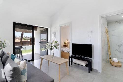Casa Luna Kingbed and Jacuzzi